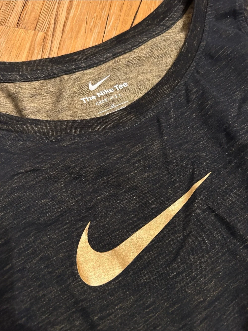 Nike Women’s Tank Top Black/Gold Size 3X